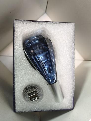 uni t: Avtomobil üçün hava ətirləndiricisi + USB avtomobil şarj cihazı seti — 1