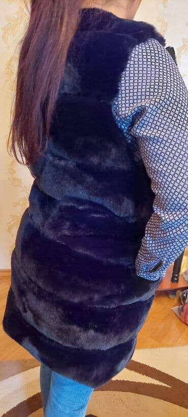 jletlər: Tezedi heç geynilmiyib rengi qara jletka.ünvan 20 yanvar — 3