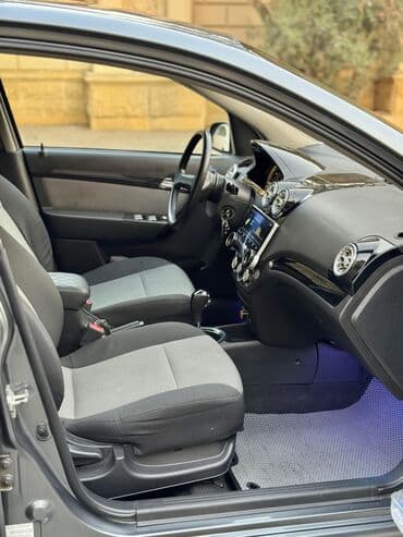 panel: Chevrolet Aveo: 1.5 l | 2022 il 120000 km Sedan — 9