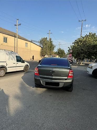guzgu: Chevrolet Cobalt sedan - Kuzov: 4 qapılı sedan, tünd boz rəng - — 3