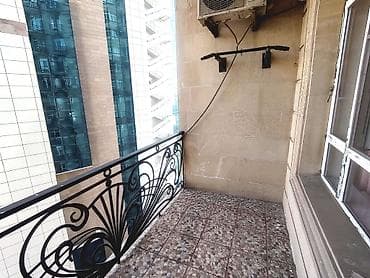 ev alıram: 3 otaqlı, Yeni tikili, m. 8 Noyabr, 155 kv. m — 10