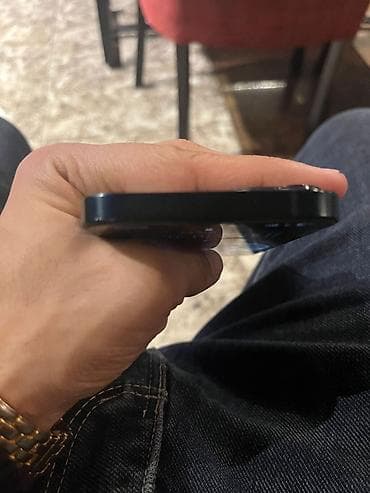 iphone 13 ekran: IPhone 13, Qara, Face ID — 2