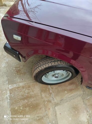 vaz 015: LADA 2107 sedan - Rəng: tünd albalı/bordo - Kuzov: klassik 4 qapılı — 4