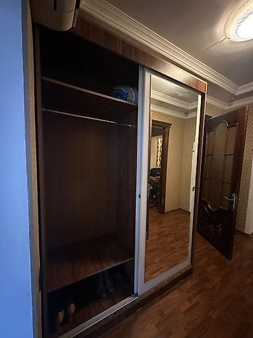 2 двери, С зеркалом, Коричневый, Дерево, Купе, Прямой шкаф — 4