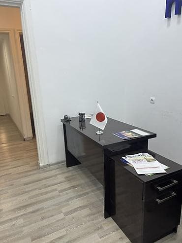 membran mdf: Ofis mebel dəsti – tünd qəhvəyi, parlaq səthli MDF/LDSP Tərkib: - 2 — 4