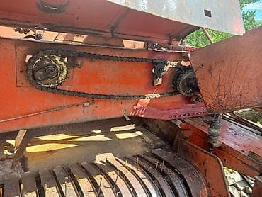 traktor yto: Kənd təsərrüfatı üçün pres-əcək (saman/ot presləyən) aparatın — 1
