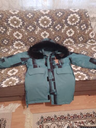 Kurtka, Oğlan üçün, 9 - 10 yaş lalafo.az -da Kurtka, Oğlan üçün, 9 - 10 yaş