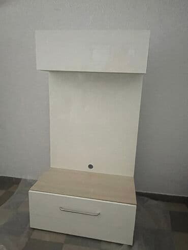 аренда помещения под салон красоты: Новый, Прямой ТВ стенд, С полками, Деревянный, Турция — 4