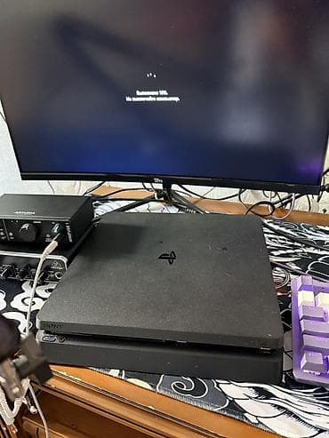Sony PlayStation 4 Slim konsolu Zehmet olmasa WhatsApp-a yazin - — 2