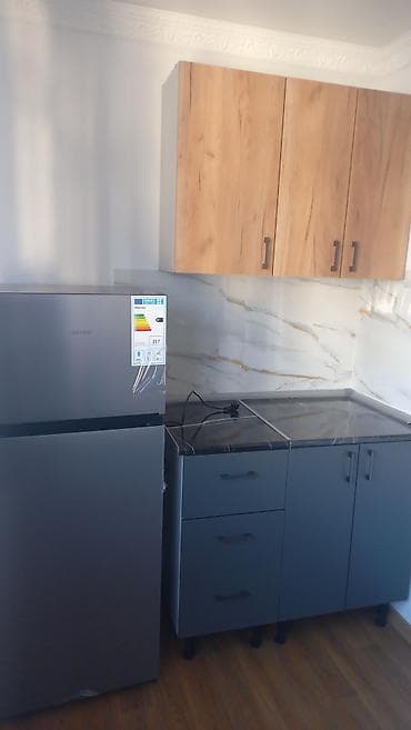 lənkaranda evlər: Mingəçevir Şəhərinin mərkəzində dostluq parkinin yanı 13 nömrəli — 8