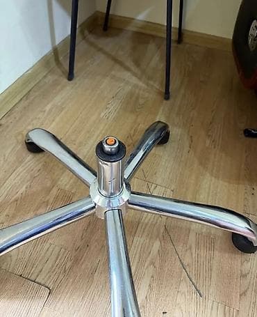 acılıb yığılan kreslo: Kreslo temırı ve uzlenmesı adres gellem — 2