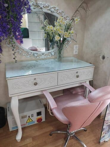 zirkon dişlerin qiymeti: Xalqlarda Laçın ticarət mərkəzinin yaxınlığında Flaminqo gözəllik — 1