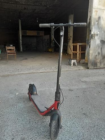 Elektrik nəqliyyatı: - Rəng: qırmızı-qara - Güclü ön far (LED) və qabaq-arka reflektorlar - — 3