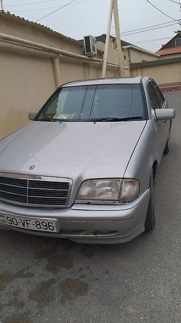 mersedes s klass: Mercedes-Benz C-Sinfi (W202) sedan - Ban növü: sedan, 4 qapı - Rəng — 2