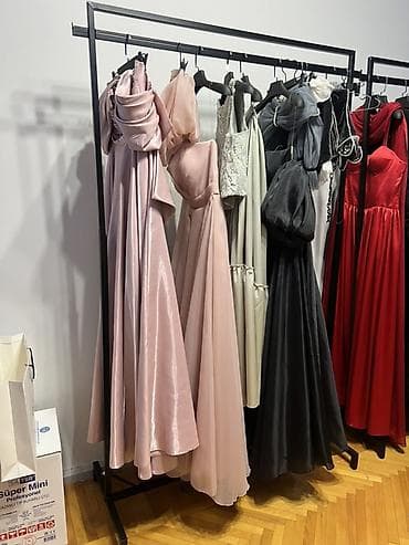 asilqanlar satisi: 3 eded ( 1 ededi 25 azn )Metal geyim asılqanı – atelye,mağaza və şəxsi — 2