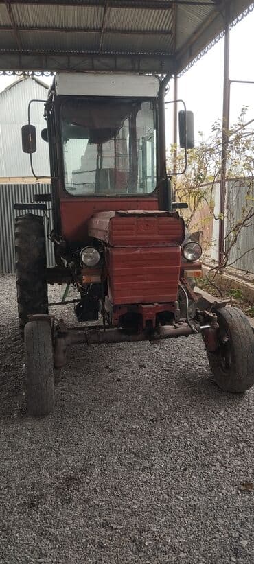 tap az avtobuslar ve xususi texnikalar: Traktor və əlavə aqreqat - Model: MTZ tipli kabinalı traktor (yan — 1