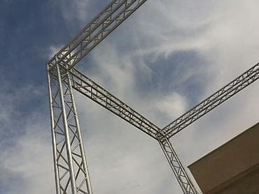 Alüminium Səhnə Truss Sistemi və Səhnə Platforması (İcarə / Kirayə) — 2