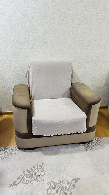 stull: Künc dəsti – divan və bir kreslodan ibarət - Rəng: bej və qəhvəyi — 2