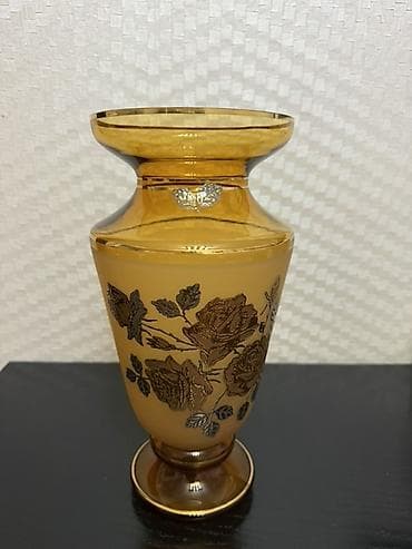 gül dekor: Bir vaza — 1