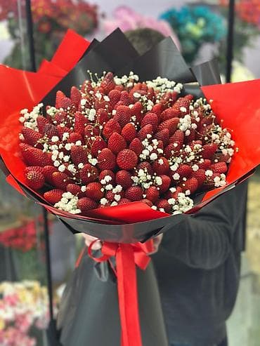 8 mart gulleri: Buketlər, səbətlər — 1