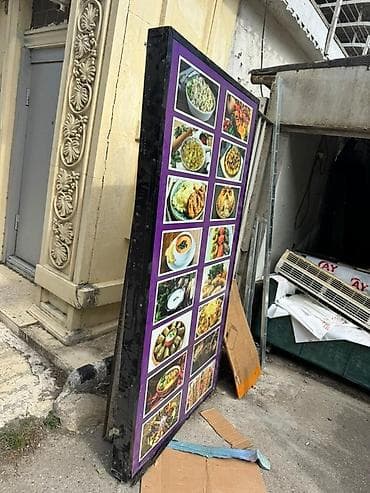 danisan tom: Çılçıraqlar 10 ededdir qiymeti 20 azn biri Reklam plakatı içinde — 1