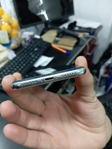 xiaomi redmi 5 qiymeti: IPhone X, 64 GB, Ağ, Simsiz şarj — 2