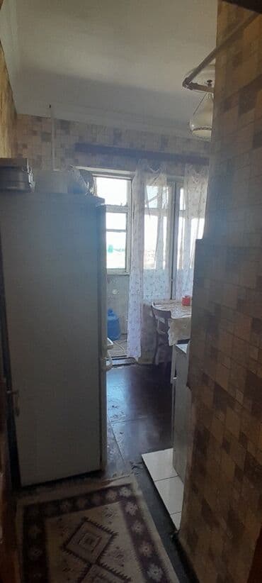 ucuz mənzillər: 3 otaqlı mənzil – geniş və işıqlı - Plan: ayrı-ayrı otaqlar, uzun — 10