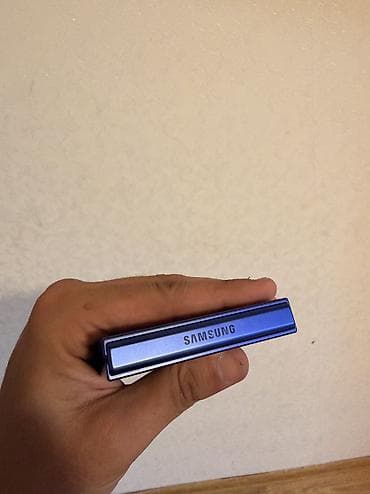 samsung tab s7: Samsung Galaxy Z Flip7, 256 GB, rəng - Göy, İki sim kartlı, Sənədlərlə — 7