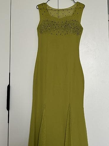 hw8 max: Zeytun-yaşıl rəngdə, zərif axıcı fakturalı uzun ziyafət/libas. - — 3
