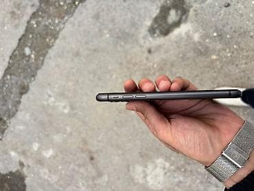 iphine 11: IPhone 11, 64 GB, Qara — 4