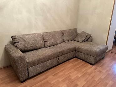 karaca xalqlar dostlugu: Di̇van-kravat — 1