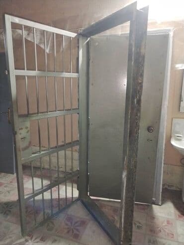 işlenmiş ev qapilari: Bunker qapıları — 8