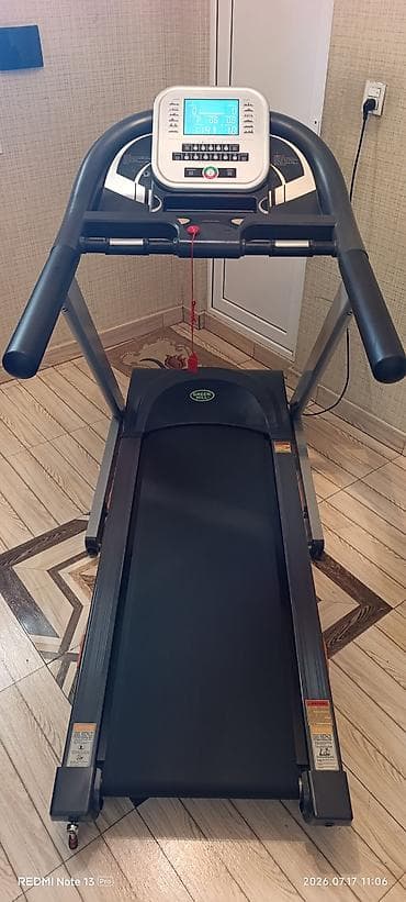 qaci: Green Hill qaçış trenajoru - Güclü elektrik mühərriki, sürət — 1