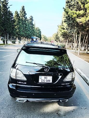 tom ford lost cherry qiyməti: Lexus RX: 3 l | 2000 il Krossover — 4