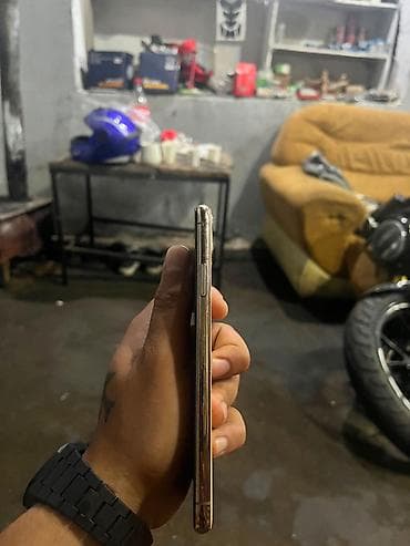 IPhone 11 Pro Max, 64 GB, Qızılı, Face ID — 3
