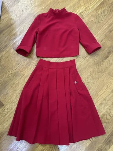 детский костюм бэтмена: M ölçü dest, tezedir ölçü sehv gelib. Realda gözel bordo qırmızısı — 2