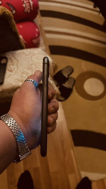 Apple iPhone: IPhone 11, 64 GB, Qara, Qırıq — 4