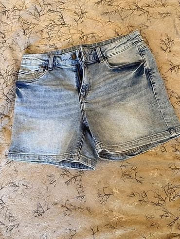 Denim şort - Material: klassik jeans (denim), orta qalınlıqda, azca