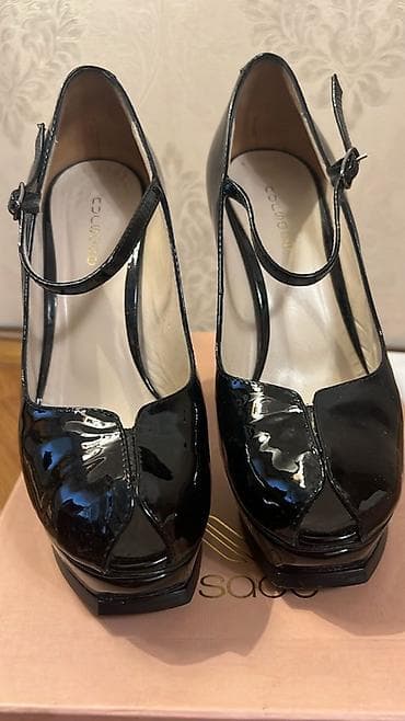 Qadın ayaqqabıları: Nursace qadın ayaqqabısı 39 ölcu Bir defe de geyinilmeyibalici eline — 1