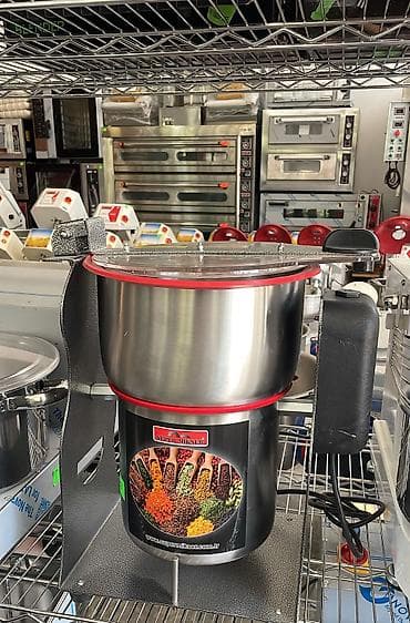 Restoran, kafe avadanlığı: Ədviyyat üyüdücü 
450 AZN — 1