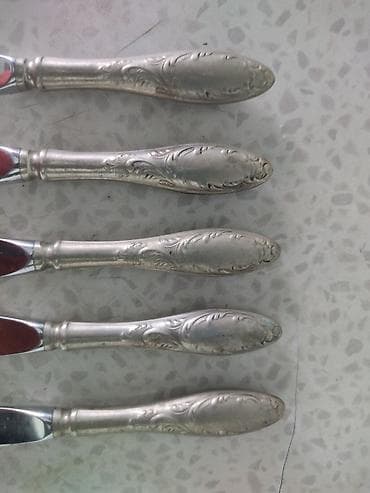 Столовые приборы: Antik gümüş picaq yaxşı vezyetde her birinin qiyməti 50 azn — 2