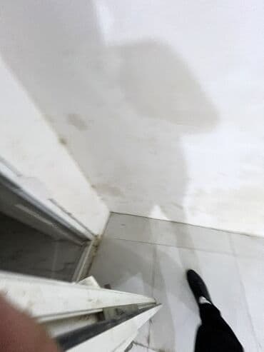 аренда помещений под магазин продукты: Bu ticarət obyekti geniş və çoxfunksiyalı sahə təklif edir, müxtəlif — 5
