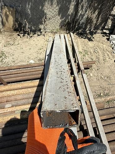 dəmir boru satışı: 40/40 qalınlıq 2.5. Uzunlugu 1.60sm 1 ədədi 5 azn. 1.80 sm. 1 ədədi 6 — 3