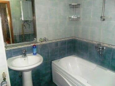 8 mikrorayon: Nəsimi rayonu, 4-cü Mikrorayonda, 4-otaqlı, sahəsi 110kv-m olan mənzil — 17