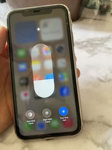 iphone 11 sadə: IPhone 11, Qara, Face ID — 2