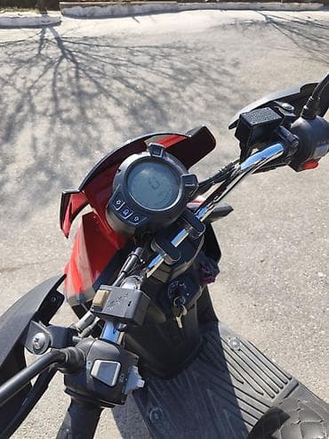 GrandMoto skuter – şəhər içi və kuryer istifadəsi üçün praktik və