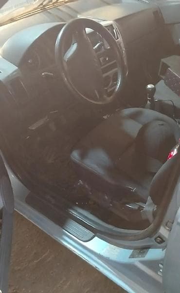 bmw e60 m: Hyundai Getz: 1.5 l | 2006 il Hetçbek — 5
