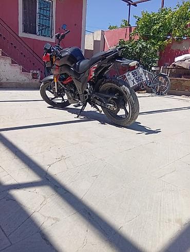 maped 125: - JAQMEN, 250 sm3, 2004 il, 27000 km — 2
