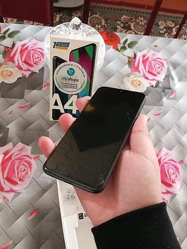 komputer ehtiyat hisseleri: Samsung Galaxy A40, rəng - Göy, Zəmanət — 2