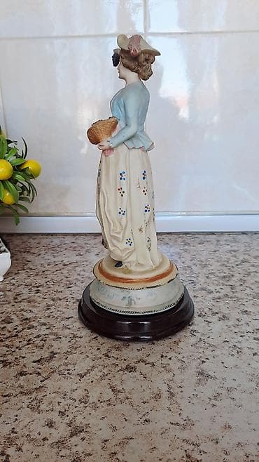 Proton: Фигура — 3